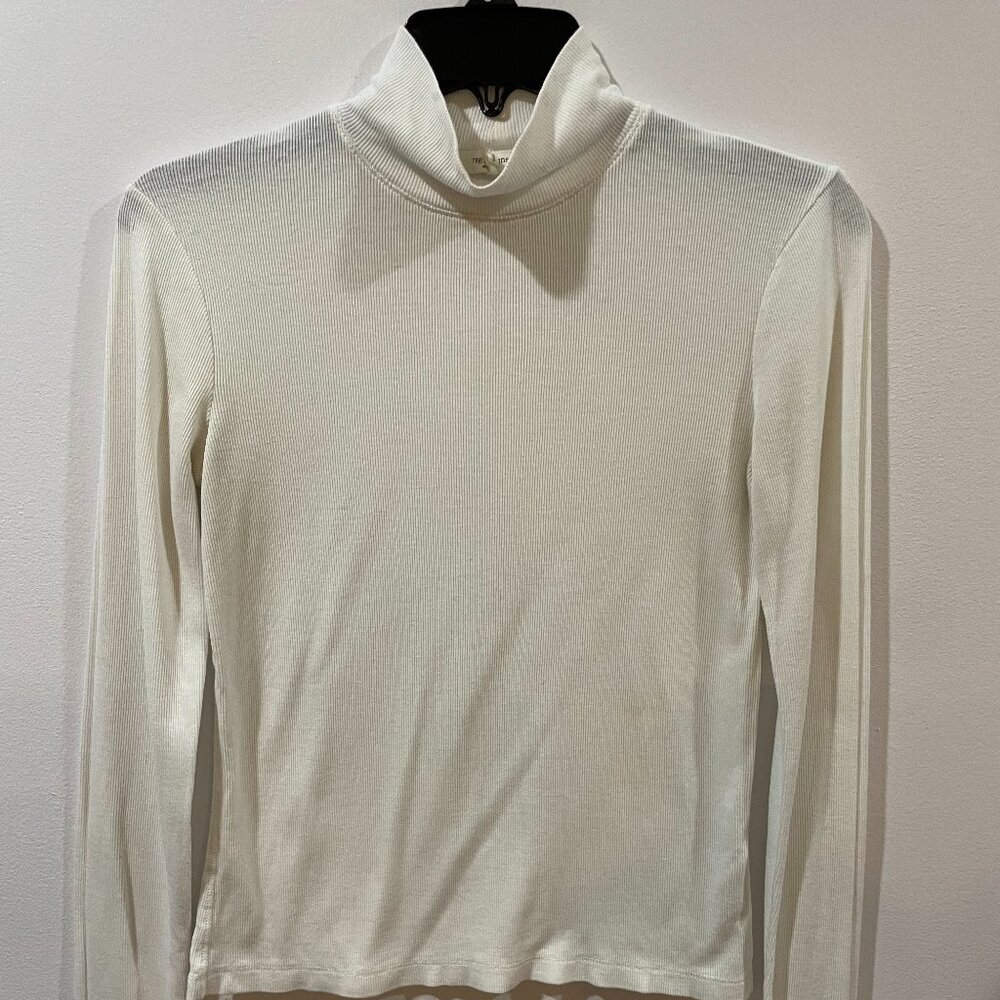 Classic Cream Turtleneck Long-Sleeve Top